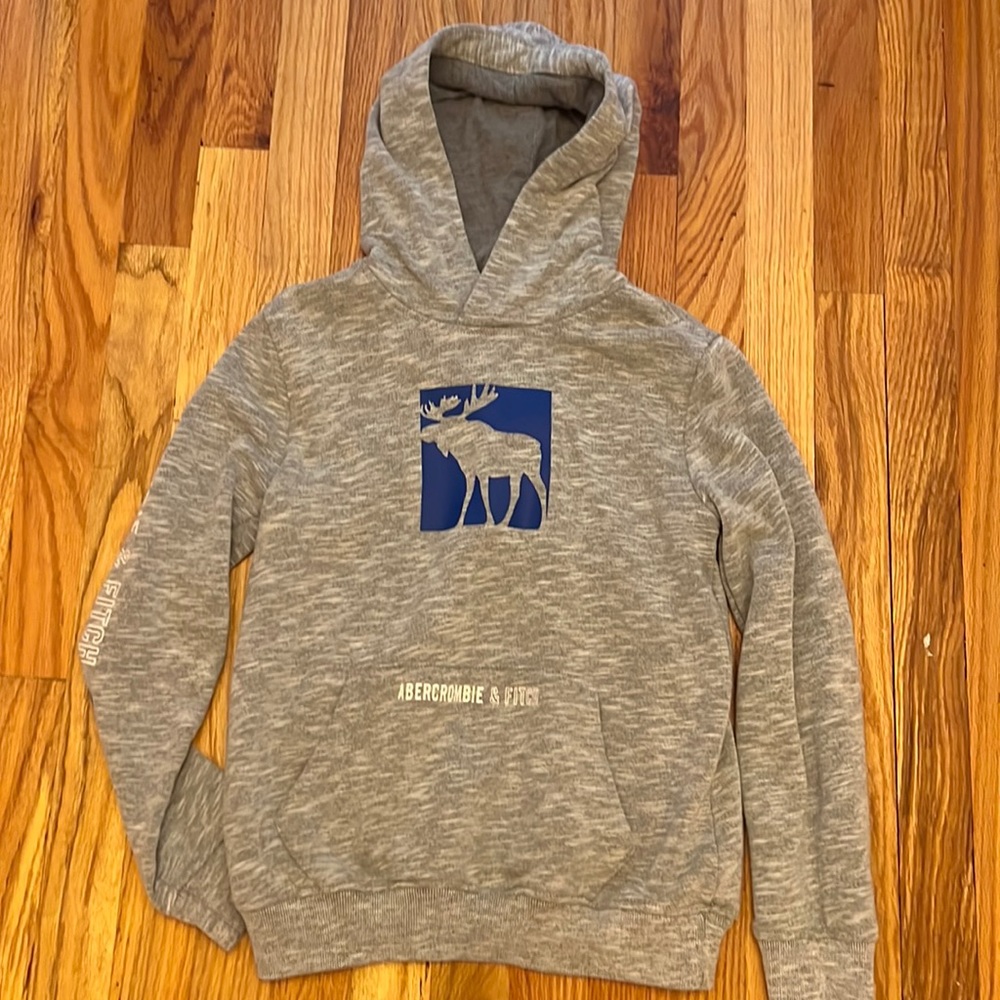 Boys abercrombie hoodie.